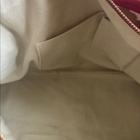 Gucci Red Leather Shoulder Bag - Picture 8 of 10